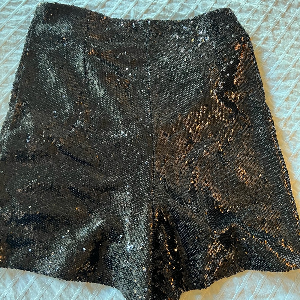 Zara short